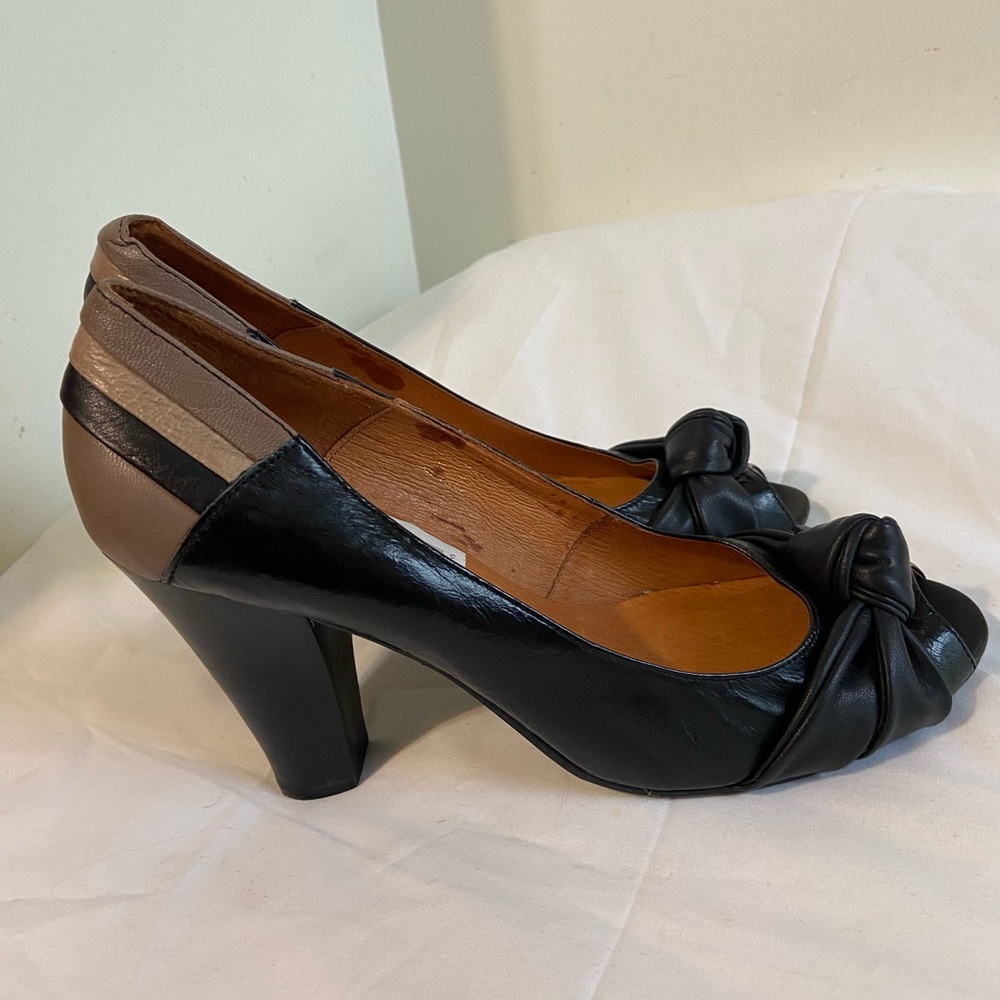 Steve Maddan pagoda‎ heels size 9.5 M-New